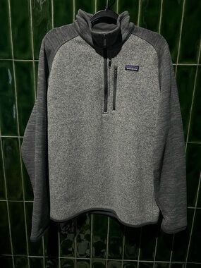 Patagonia Men's Gray Two-Tone Quarter-Zip Fleece Pullover